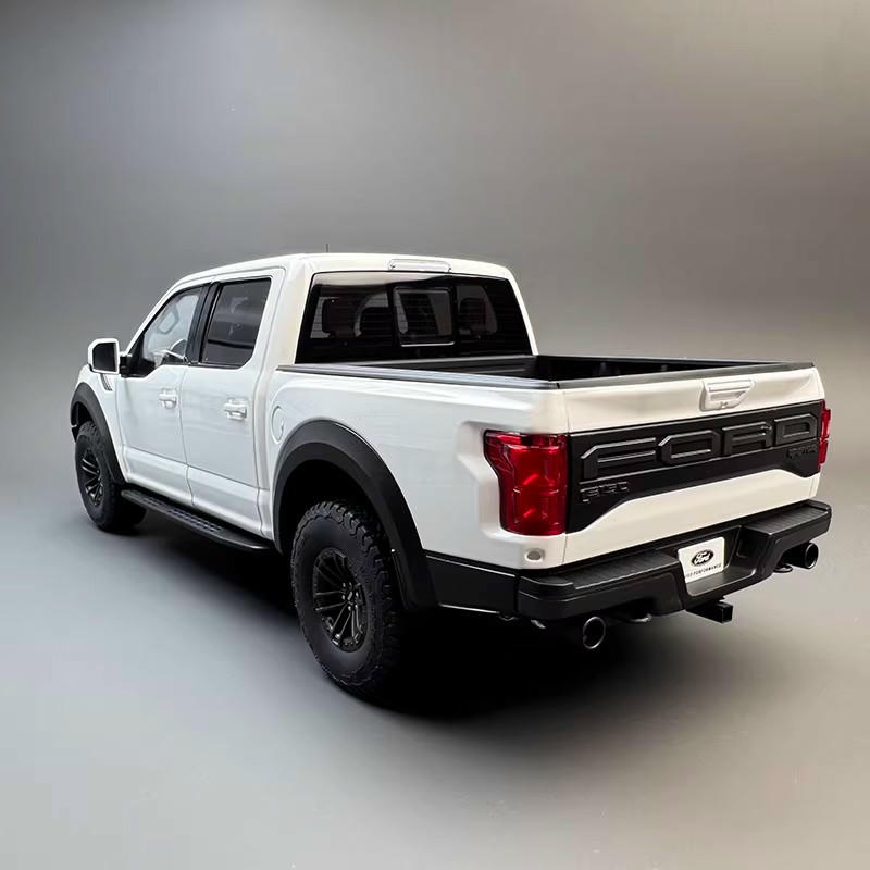 AUTOart  1:18 Ford F-150 Raptor SuperCrew 2019 Diecast Model Truck