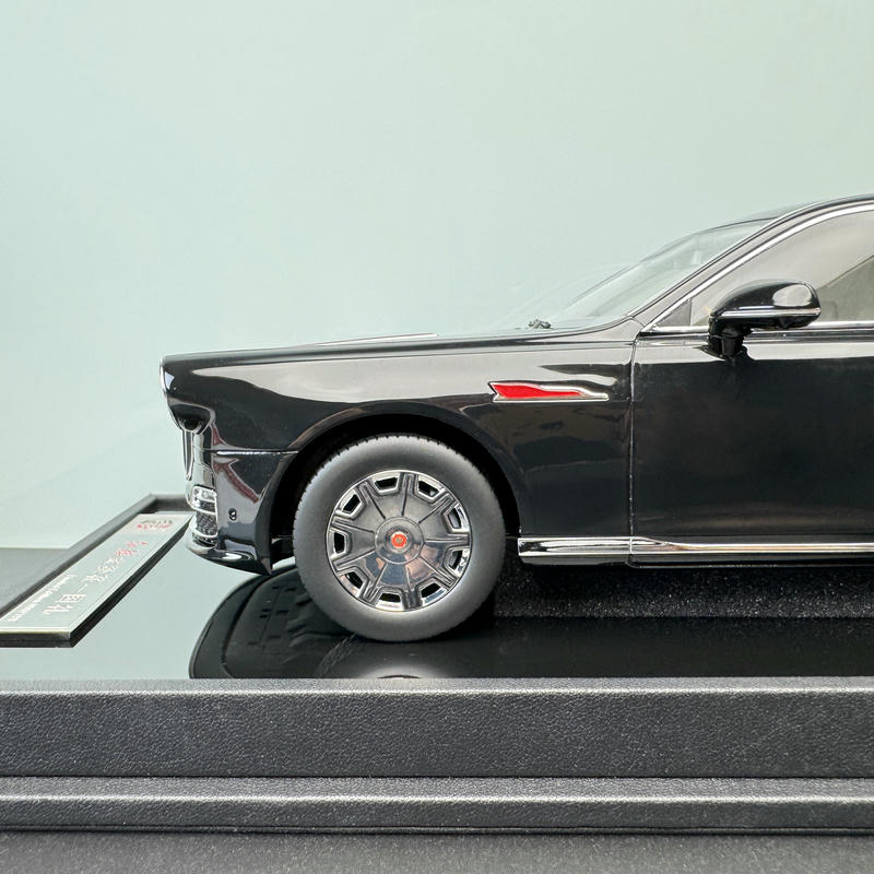Hongqi Guoli 1:18 Resin Model – Limited Edition Luxury Car Replica