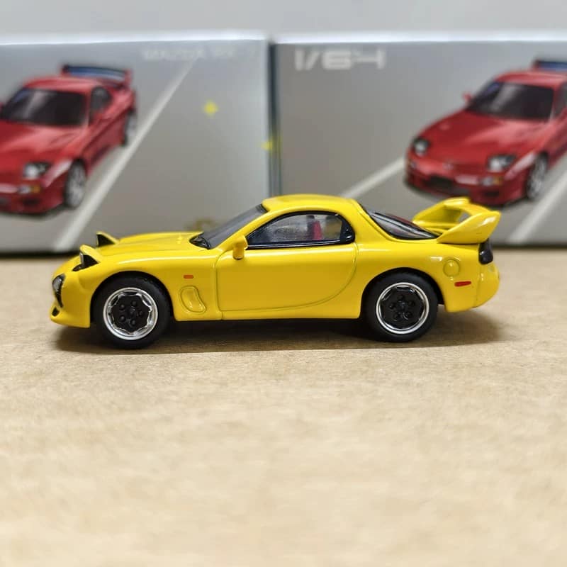 Sonic Gear 1:64 Mazda RX-7 FD3S Speed A-Spec Diecast Model