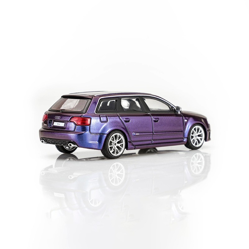 MOTORHELIX MH 1:64 Audi RS4 (B7) 2005 Diecast Model