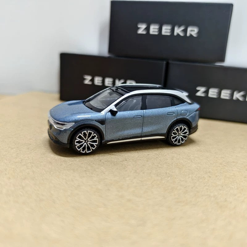 Official 1:64 ZEEKR 7X Diecast Model Car – Geely Electric SUV Alloy Collector Model