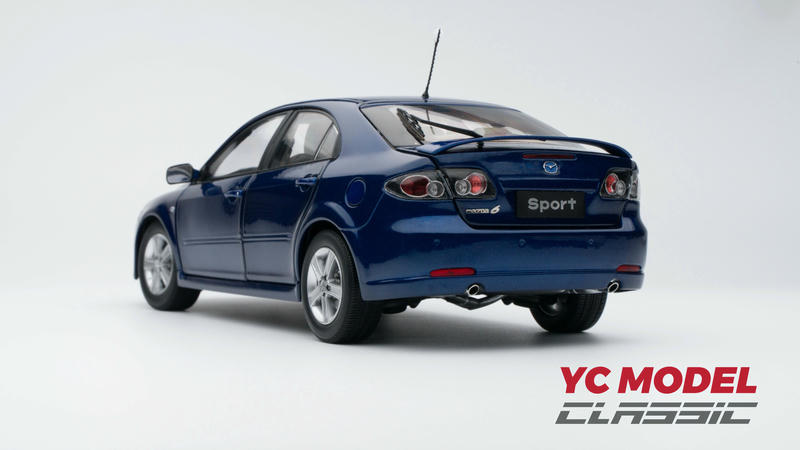 YC Model Mazda6 Coupe 1:18 Diecast Model Car