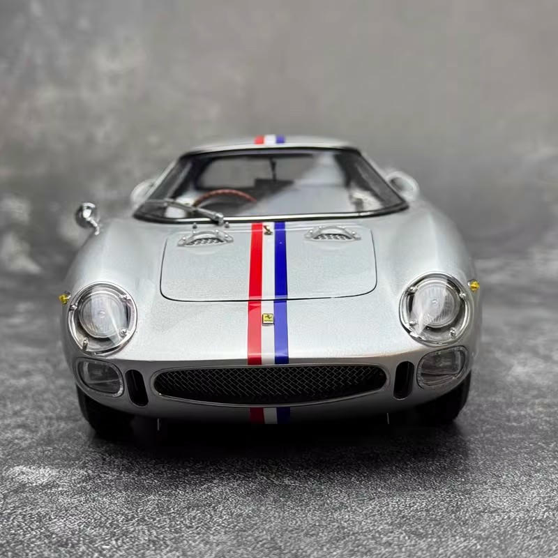 CMC 1:18 Ferrari 250 LM Alloy Diecast Model Car