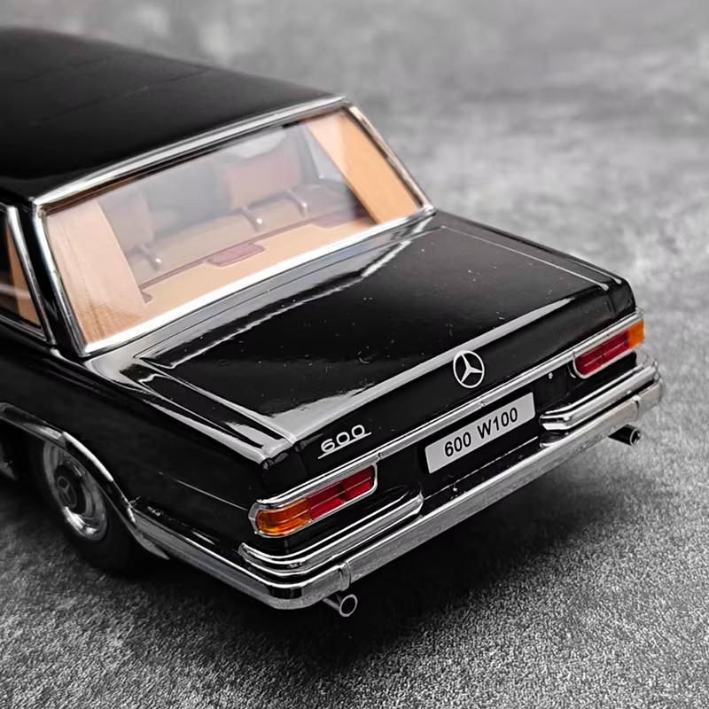 KK Scale Mercedes-Benz 600 Pullman W100 1:18 Diecast Model Car