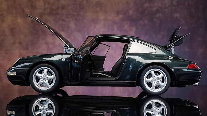 AUTOart 1:18 Porsche 911 (993) Carrera Diecast Car Model
