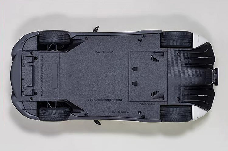 AUTOart 1:18 Koenigsegg Regera Diecast Model