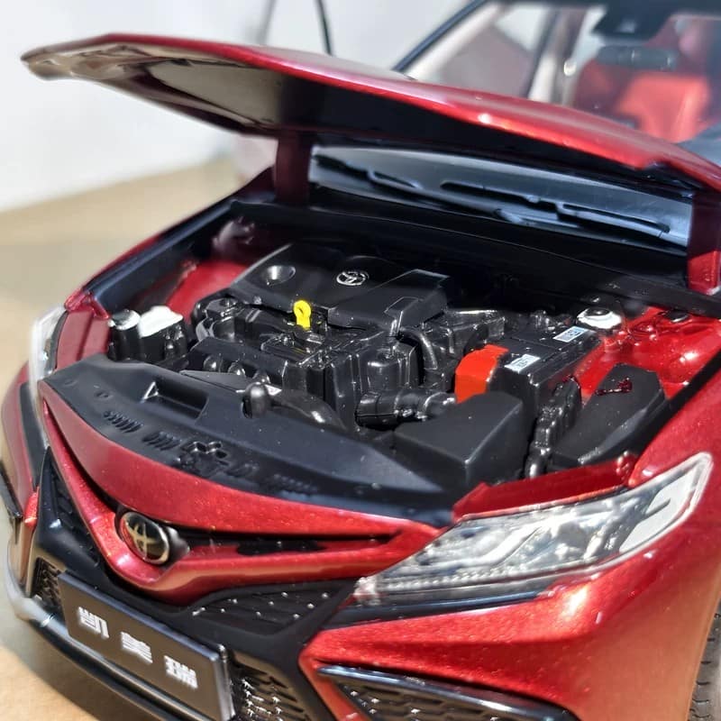 oem Licensed Toyota Camry (XV70) Hybrid Sport 2018–2021 1:18 Diecast Model