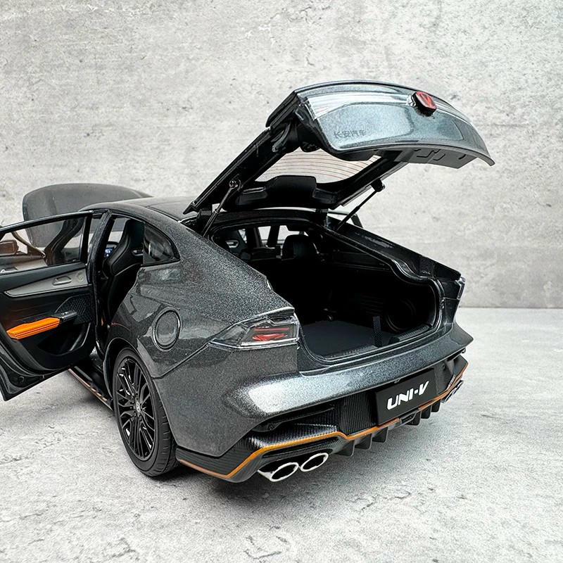 Changan UNI-V (3rd Generation) 1:18 Diecast Model Car