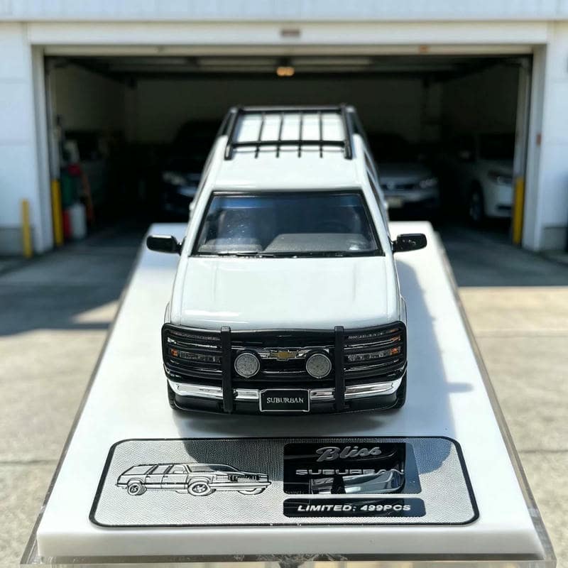 Bliss 1:64 Chevrolet GMC GMT400 HEC Beijing Expo Limited Edition Diecast Model