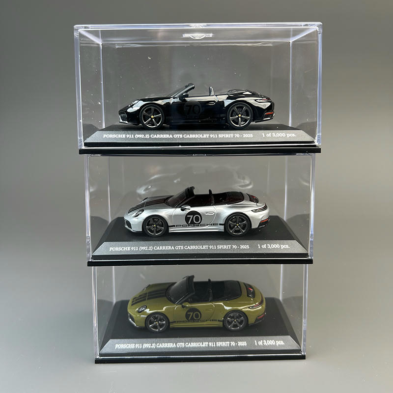 Minichamps 1:64 Porsche 911 (992.2) GTS Diecast Car