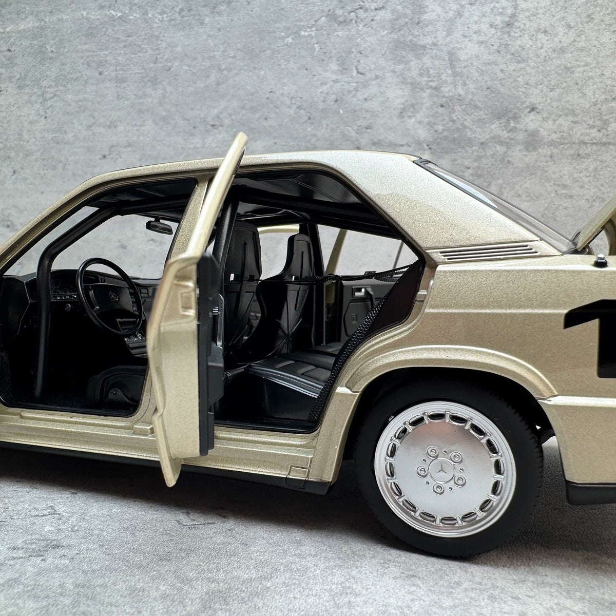 NOREV 1:18 Mercedes-Benz 190 E 2.3-16 1984 Nürburgring #11 Ayrton Senna Diecast Model Car