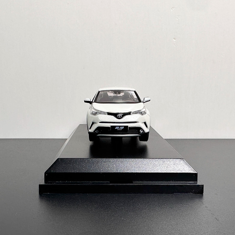 Toyota IZOA 1:43 Alloy Diecast Model Car