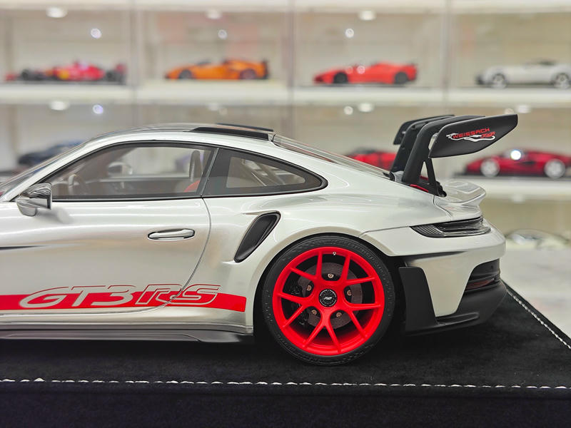 HH Model Porsche 992.1 GT3 RS 1:18 Resin Model Car