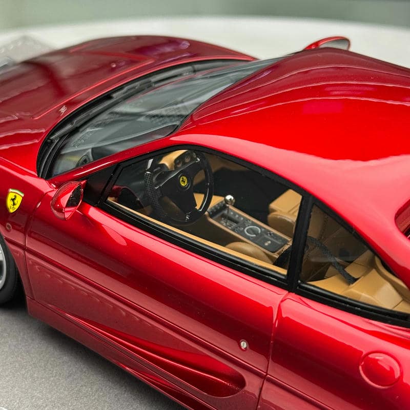 V8 Model 1:18 Ferrari F355 Resin Model Car