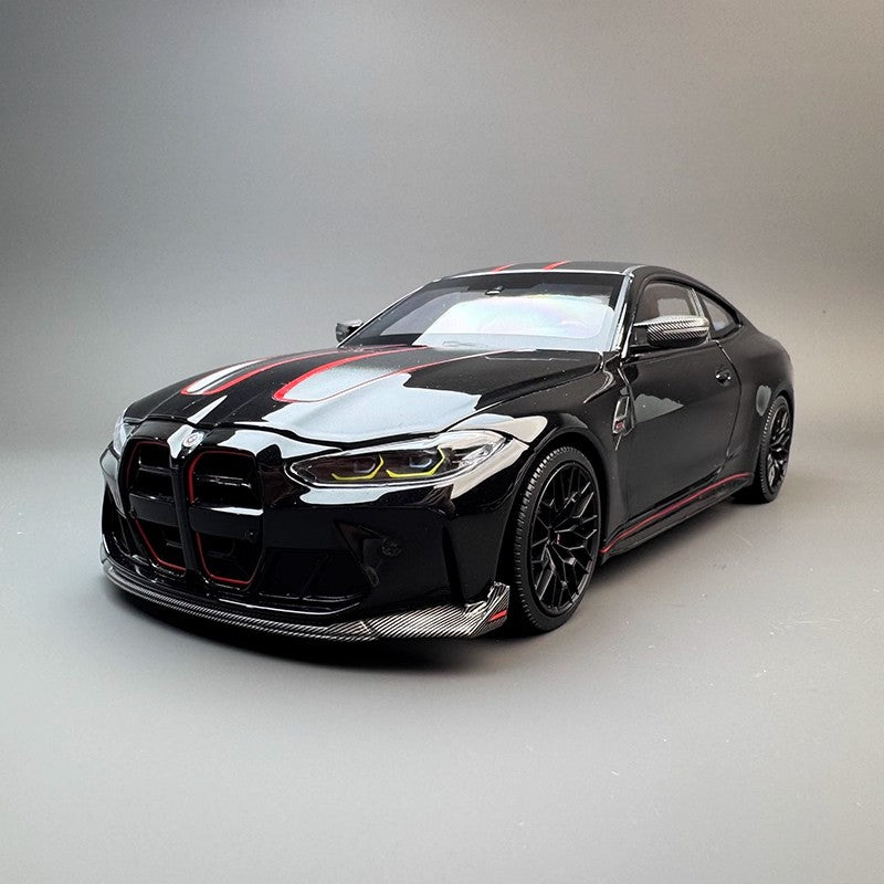 Minichamps 1:18 BMW M4 CSL G82 Diecast Model Car