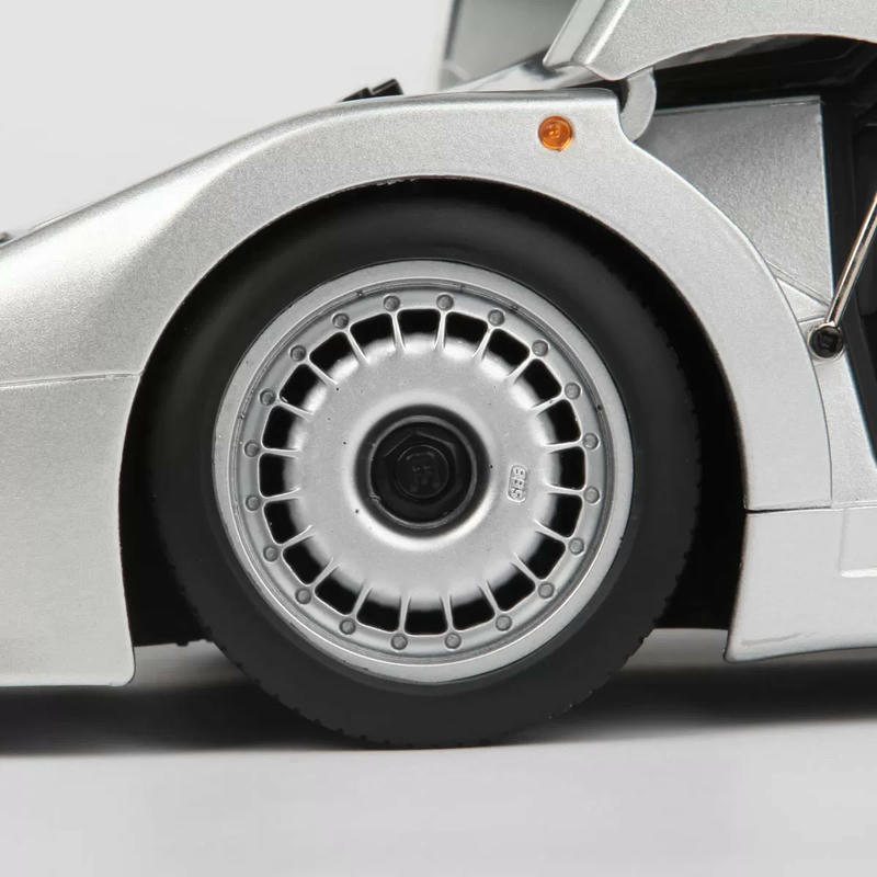 KK Scale 1:12 Bugatti EB110 1991 Diecast Model Car