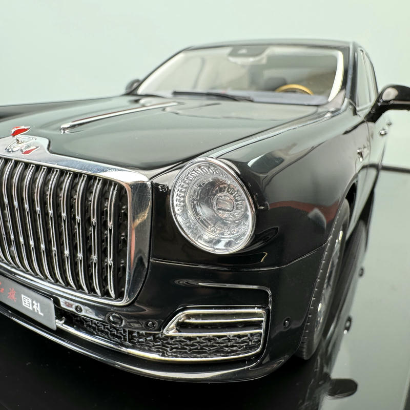 Hongqi Guoli 1:18 Resin Model – Limited Edition Luxury Car Replica