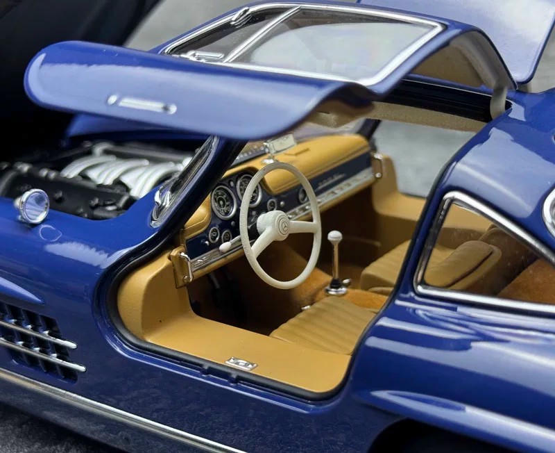 Norev 1:18 Mercedes-Benz 300SL W198 1954 Diecast Model Car