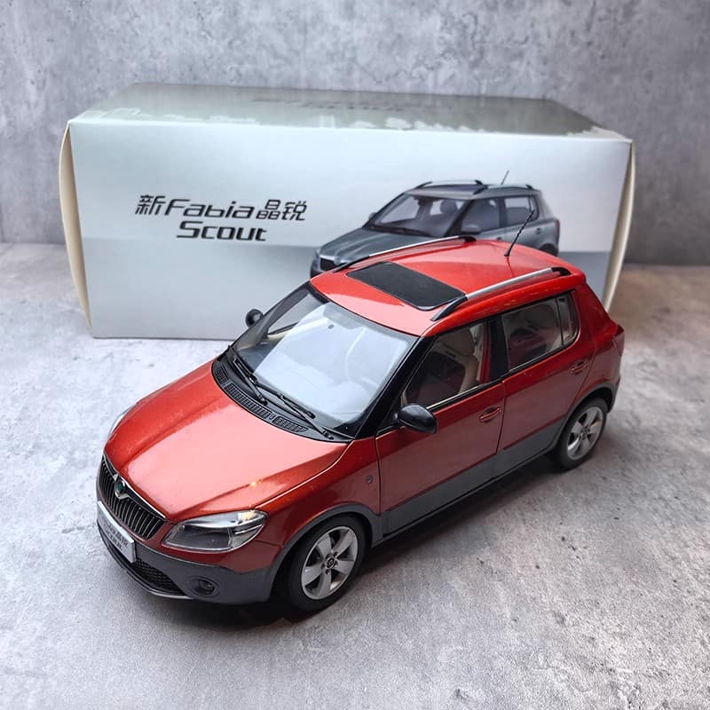 Original 1:18 Shanghai Volkswagen Skoda New Fabia Diecast Model Car