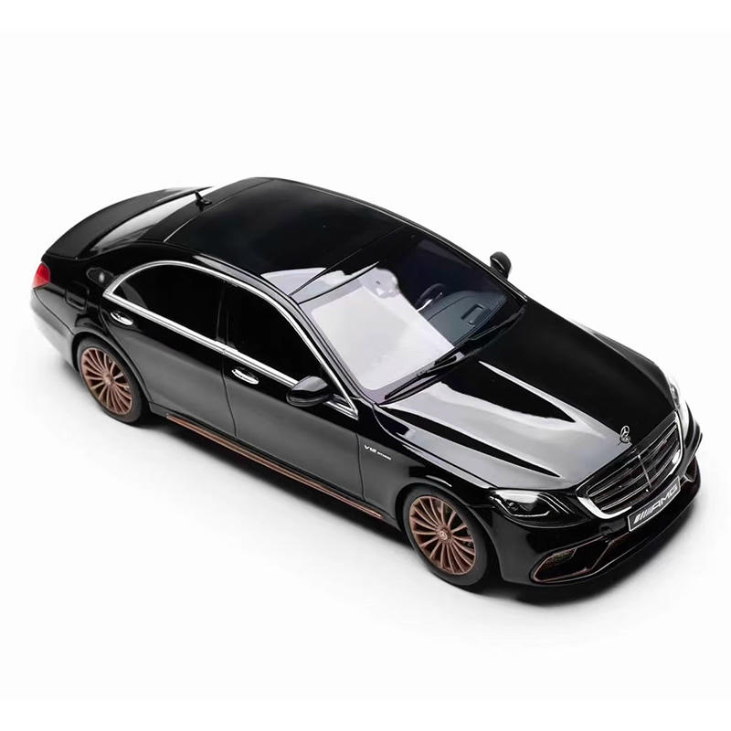 Vehicle Art 1:18 Mercedes-AMG S65 W222 Final Edition Resin Model
