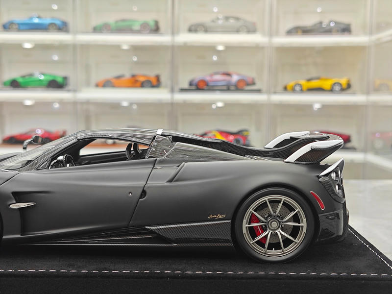 HH Model Pagani Huayra Roadster Limited Edition 1:18 Resin Model Car