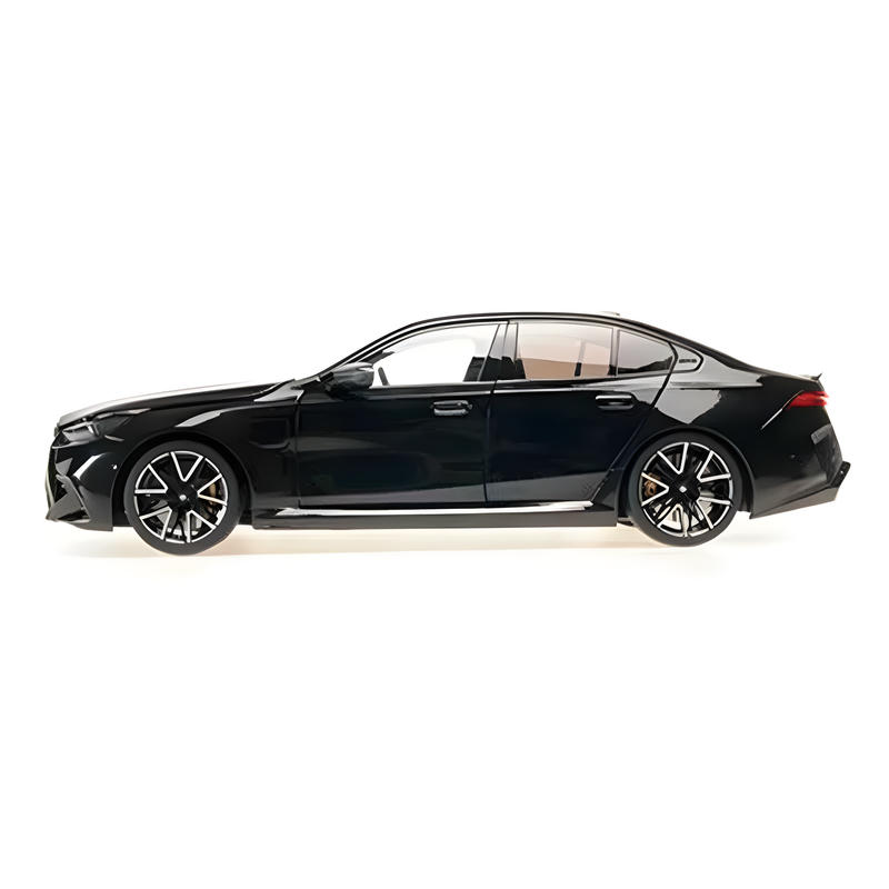 Minichamps 1:18 BMW M5 2024 Diecast Model Car