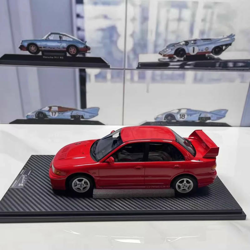 One Model 1:18 Mitsubishi Lancer Evolution III Resin Model