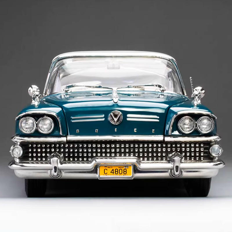 SunStar 1:18 Buick Limited Riviera Coupe 1958 Diecast Model Car