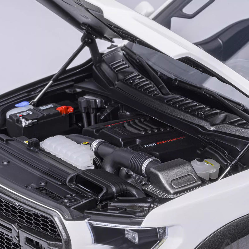 AUTOart 1:18 Ford F-150 Raptor SuperCrew 2019 Diecast Model Truck