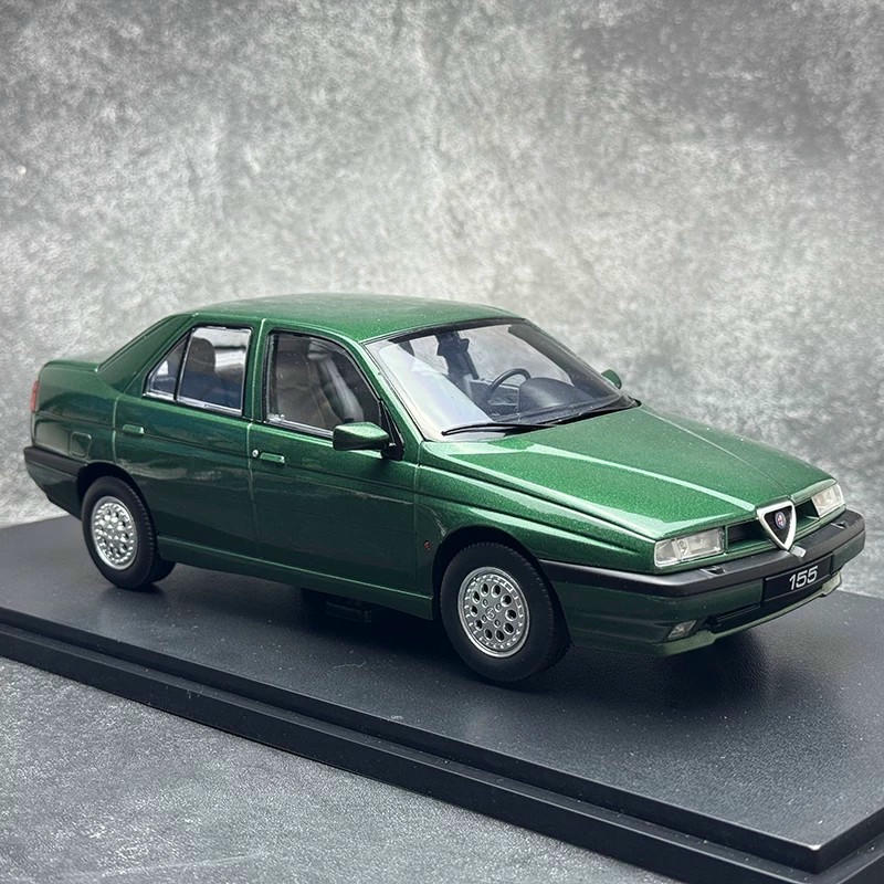 Alfa Romeo 155 Carabinieri 1996 1:18 KK Diecast Model Car