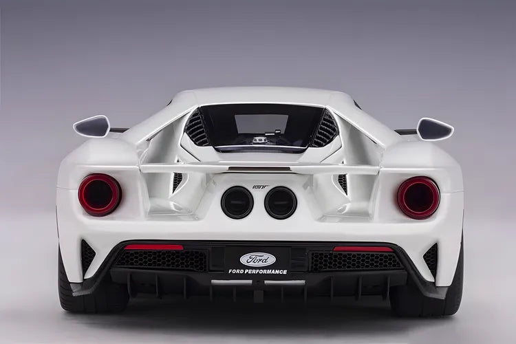 Autoart 1/18 Ford GT 2017 White Diecast car model Collectible Car Models