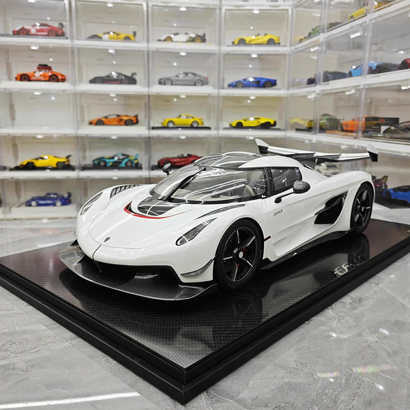 FrontiArt 1:8 Koenigsegg Agera RSR Resin Model Car