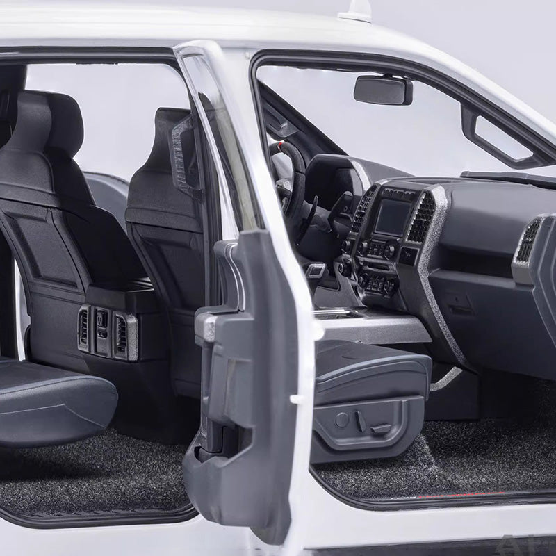 AUTOart 1:18 Ford F-150 Raptor SuperCrew 2019 Diecast Model Truck