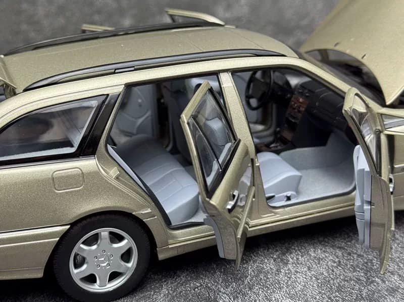 NOREV 1:18 Mercedes-Benz C-Class T-Model W202 Diecast Model Car – Classic C-Class Estate Collector