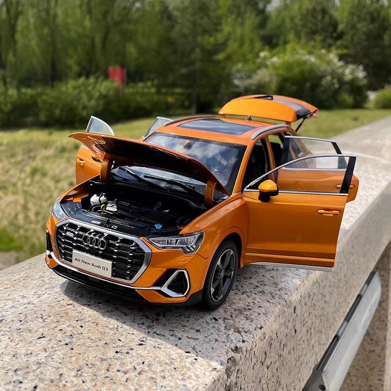 FAW Audi Q3 2019 1:18 Alloy Diecast Model Car
