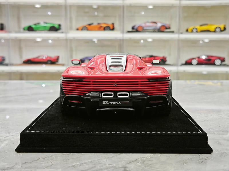 Zigzag Youngster 1:18 Ferrari Daytona SP3 Resin Model