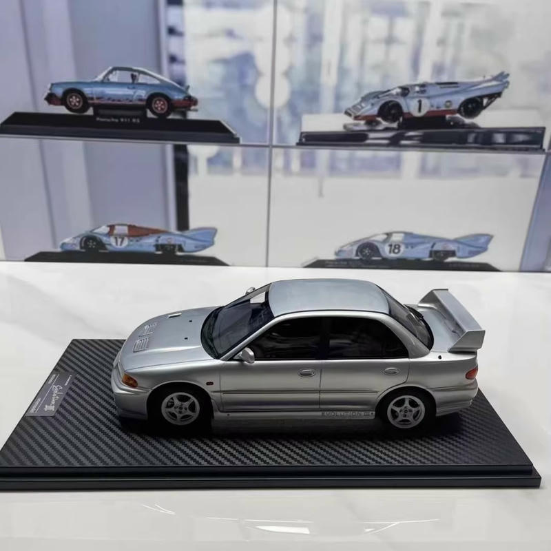 One Model 1:18 Mitsubishi Lancer Evolution III Resin Model – YX