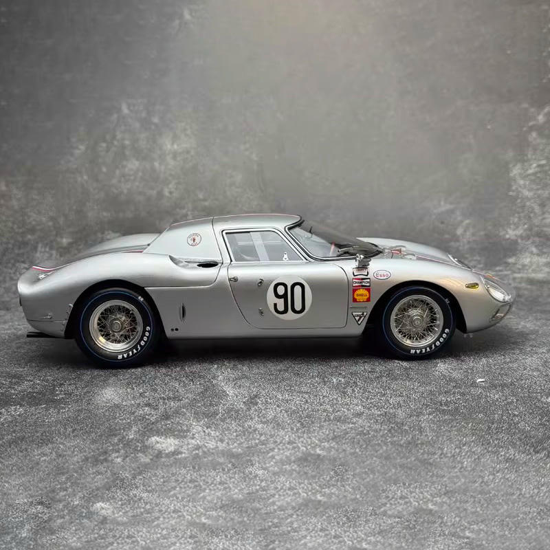 CMC 1:18 Ferrari 250 LM Alloy Diecast Model Car