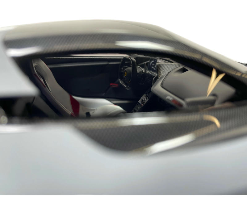 UU 1:18 Ferrari F80 80th Anniversary Resin Model