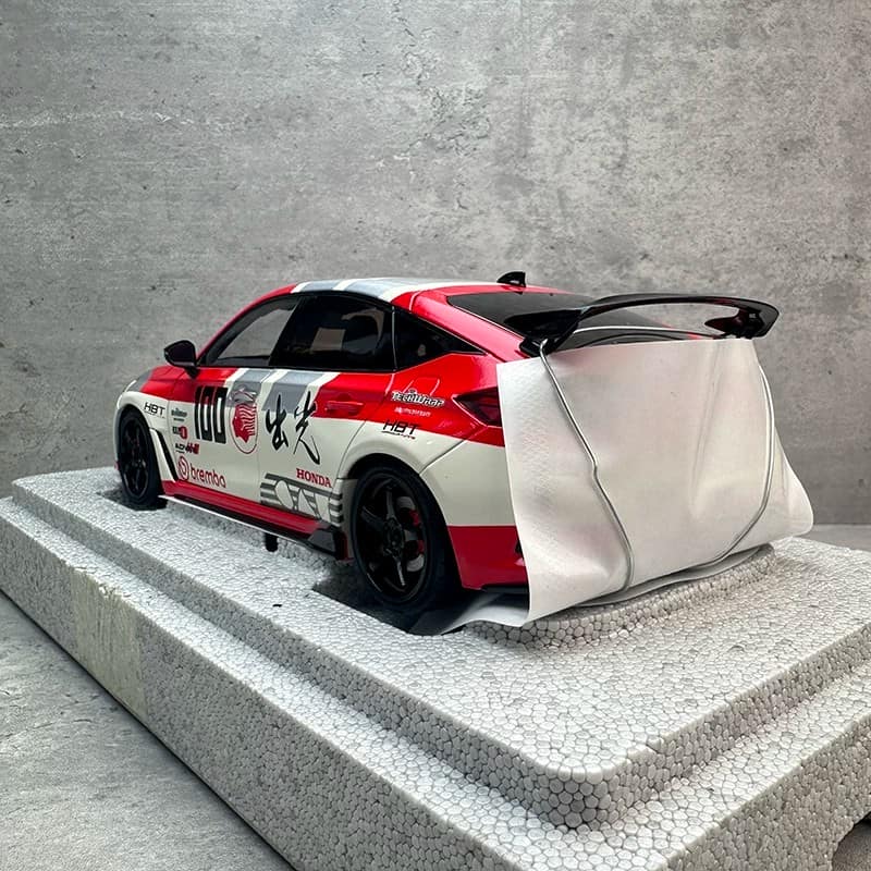 MotorHelix MH 1:18 Honda Civic Type R FL5 Diecast Model