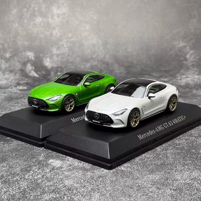 iScale 1:43 Mercedes-AMG GT63 4MATIC 2021 Diecast Model