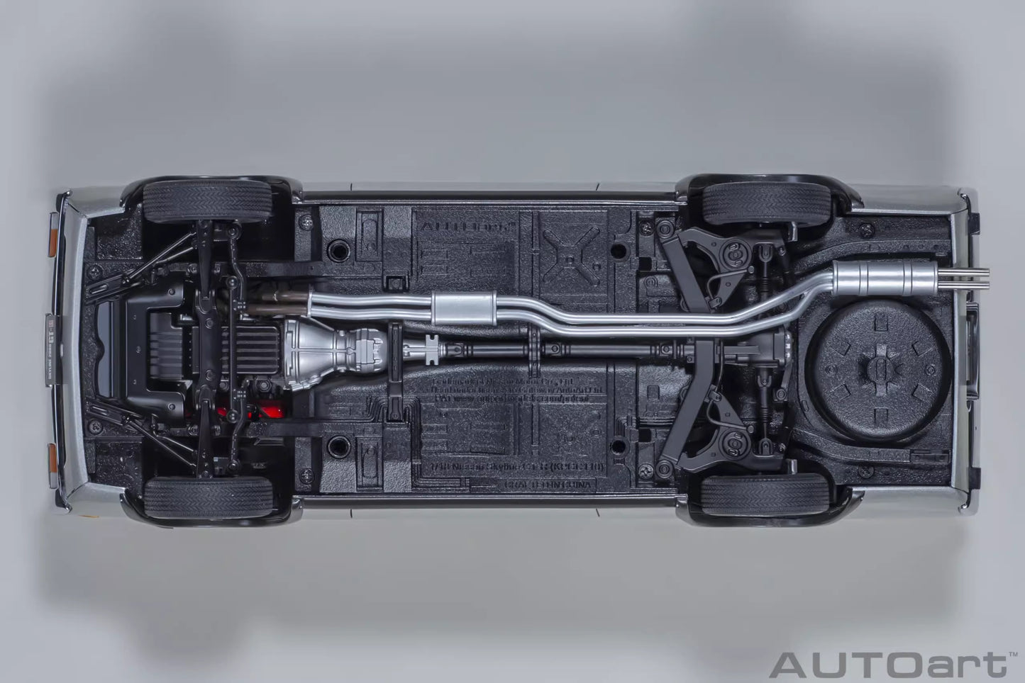 AUTOart Nissan GT-R Skyline KPGC110 – 1:18 Scale Model (Classic Hakosuka Heritage Edition)