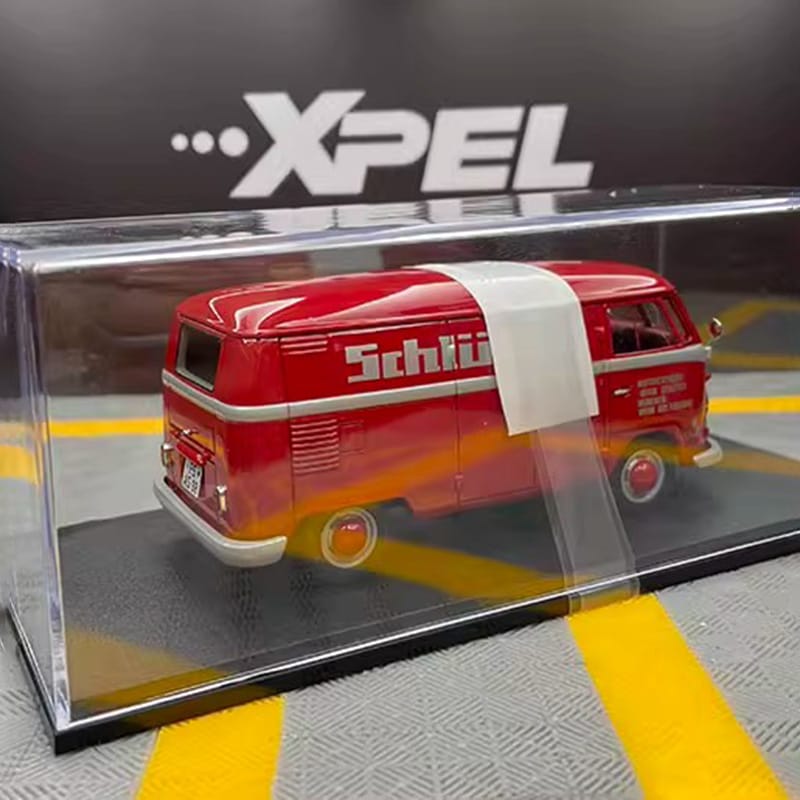 Schuco 1:32 Volkswagen VW T1 Bus model