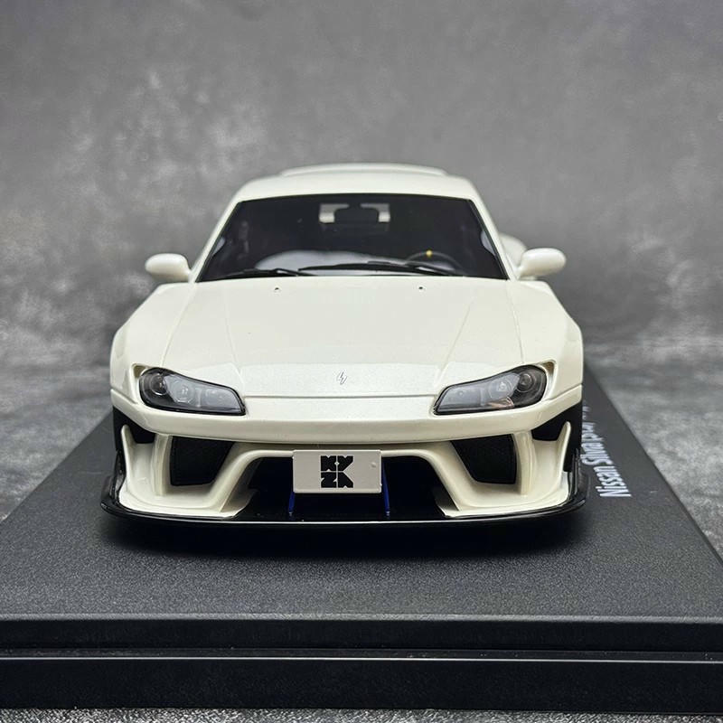 Kyosho 1:18 Nissan Silvia S15 Khyzyl Saleem Resin Model