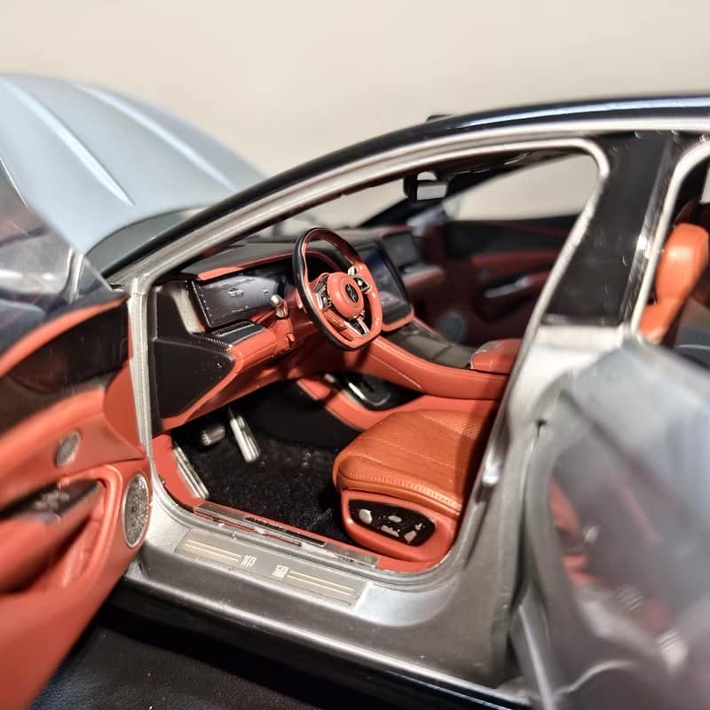 Original Manufacturer 1:18 BYD Yangwang U9 Electric Hypercar Diecast Model