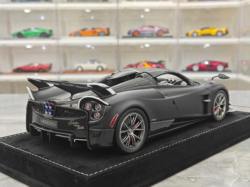 HH Model Pagani Huayra Roadster Limited Edition 1:18 Resin Model Car