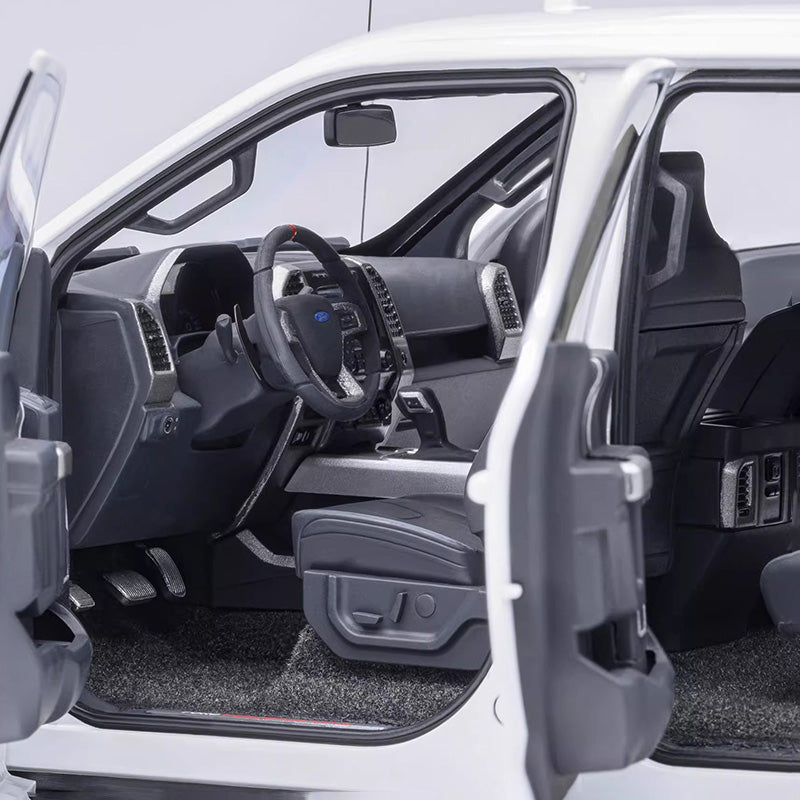 AUTOart 1:18 Ford F-150 Raptor SuperCrew 2019 Diecast Model Truck