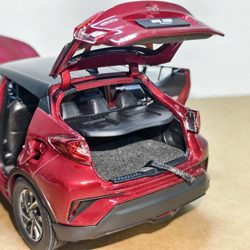 1:18 Toyota IZOA Diecast Opening Model
