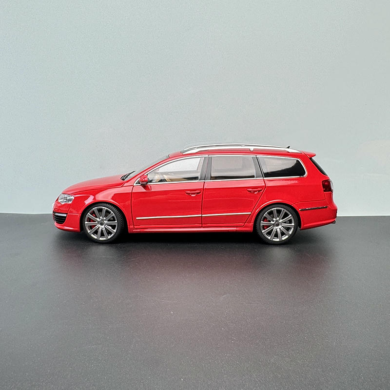 NZG Volkswagen Passat R36 1:18 Alloy Diecast Model Car – Limited 300 Units