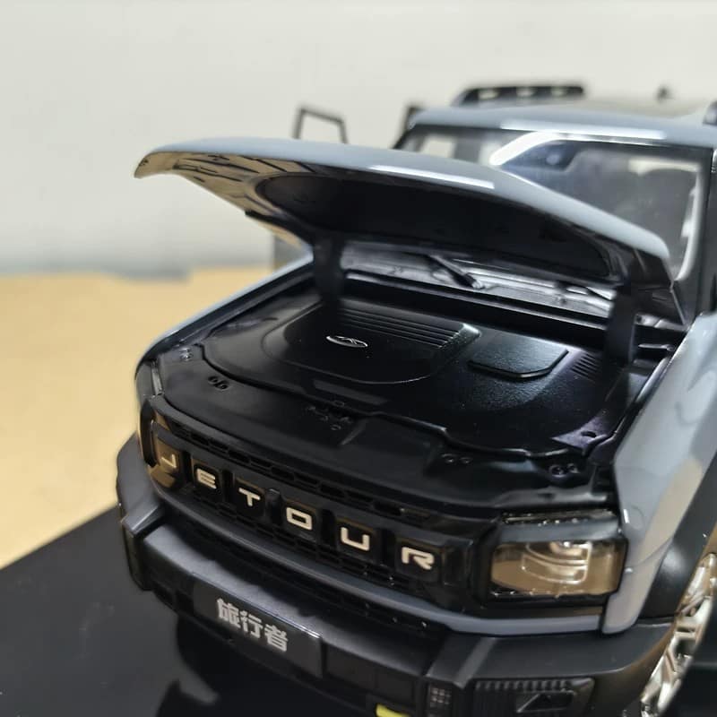 Official JETOUR T1 / T2 1:18 Diecast Model Car – Chery JETOUR Off-Road SUV Collectible